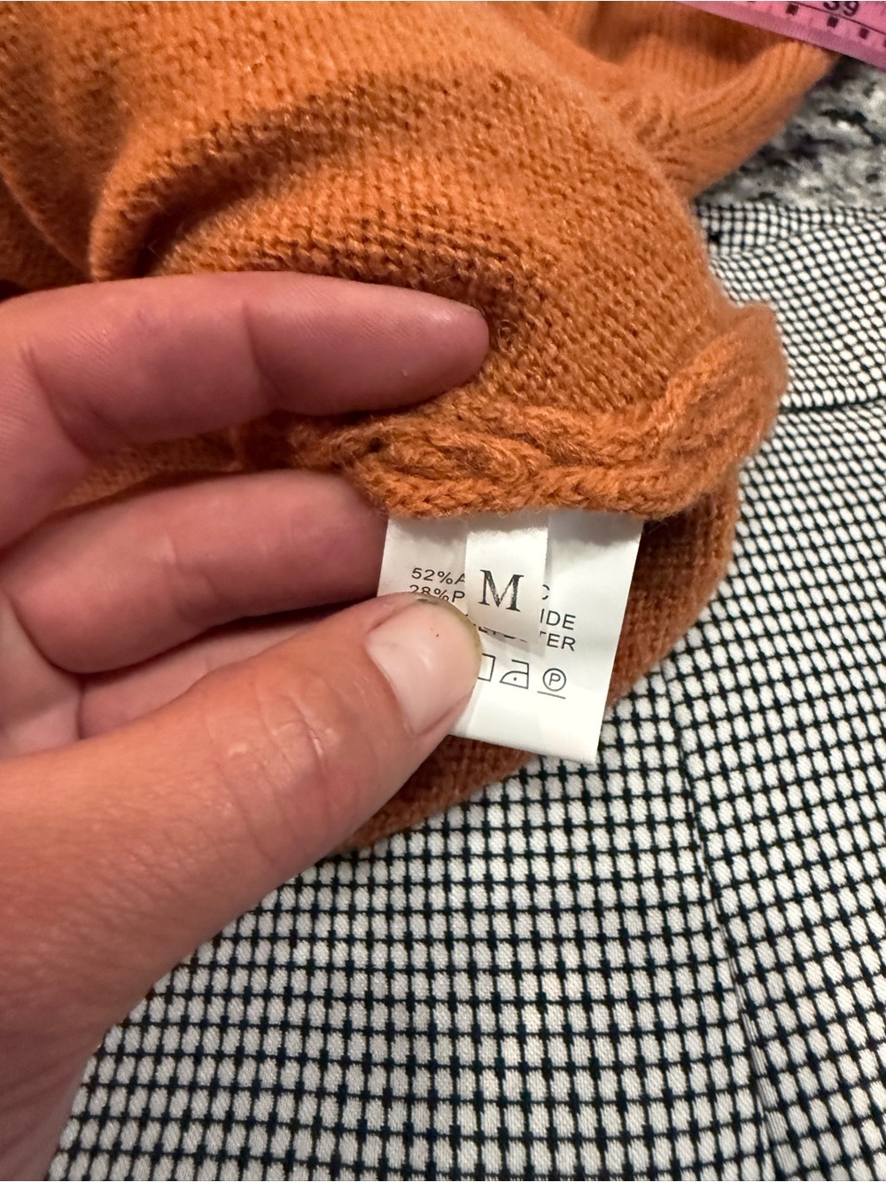 Women's Rust Orange V-Neck Ruched Sweater - Picture 8 of 9